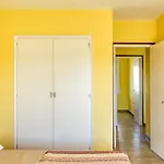 Escala Riells 公寓